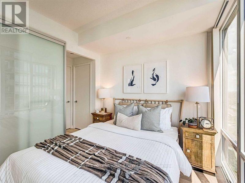 2710 - 88 Park Lawn Road, Toronto, Ontario  M8Y 0B5 - Photo 15 - W13678080