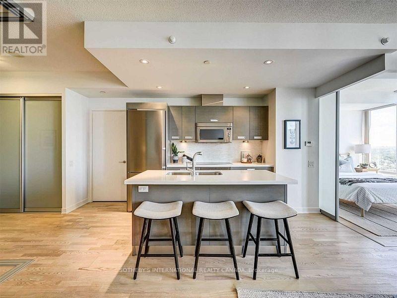 2710 - 88 Park Lawn Road, Toronto, Ontario  M8Y 0B5 - Photo 8 - W13678080