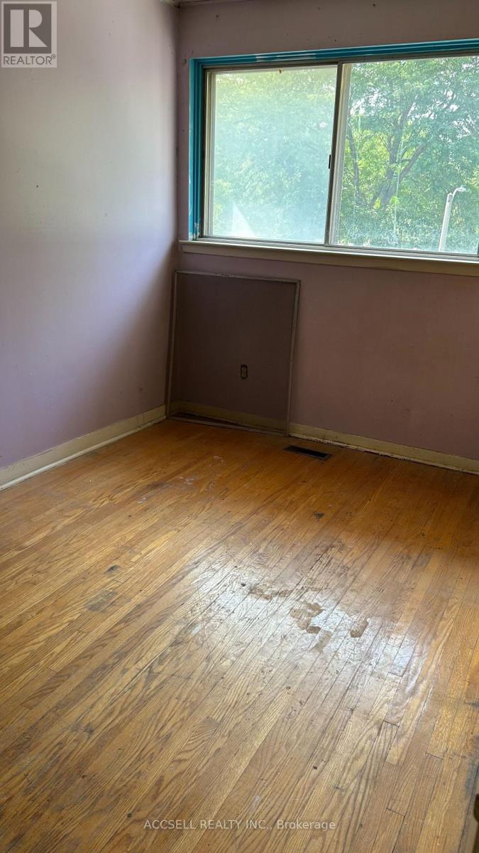 5501 Schueller Crescent, Burlington, Ontario  L7L 3T1 - Photo 10 - W13678086