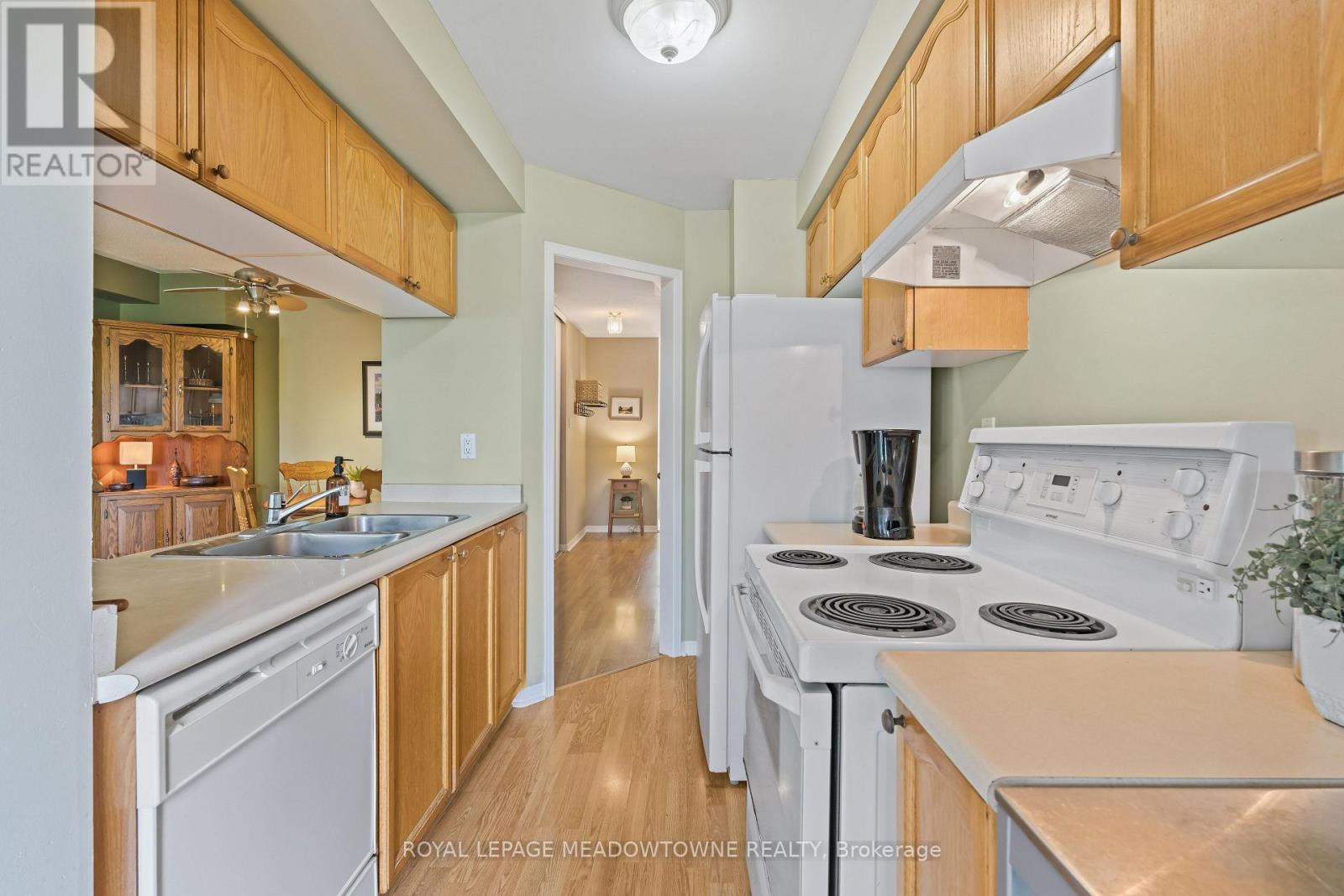 23 Stewart Maclaren Road, Halton Hills, Ontario  L7G 5L8 - Photo 16 - W13678192