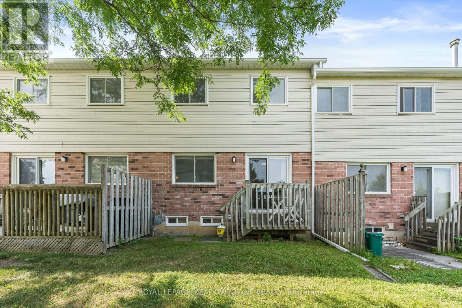 23 Stewart Maclaren Road, Halton Hills, Ontario  L7G 5L8 - Photo 34 - W13678192