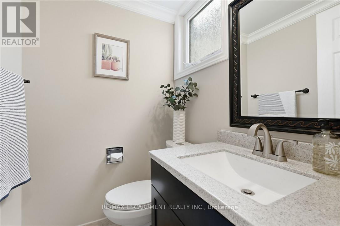 30 Twinoaks Crescent, Hamilton, Ontario  L8J 2E9 - Photo 26 - X13678016