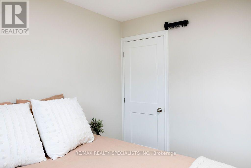 3 - 209 Pelham Road, St. Catharines, Ontario  L2S 1W2 - Photo 12 - X13678042