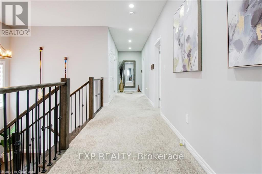 49 Scots Pine Trail, Kitchener, Ontario  N2R 0N6 - Photo 23 - X13678122