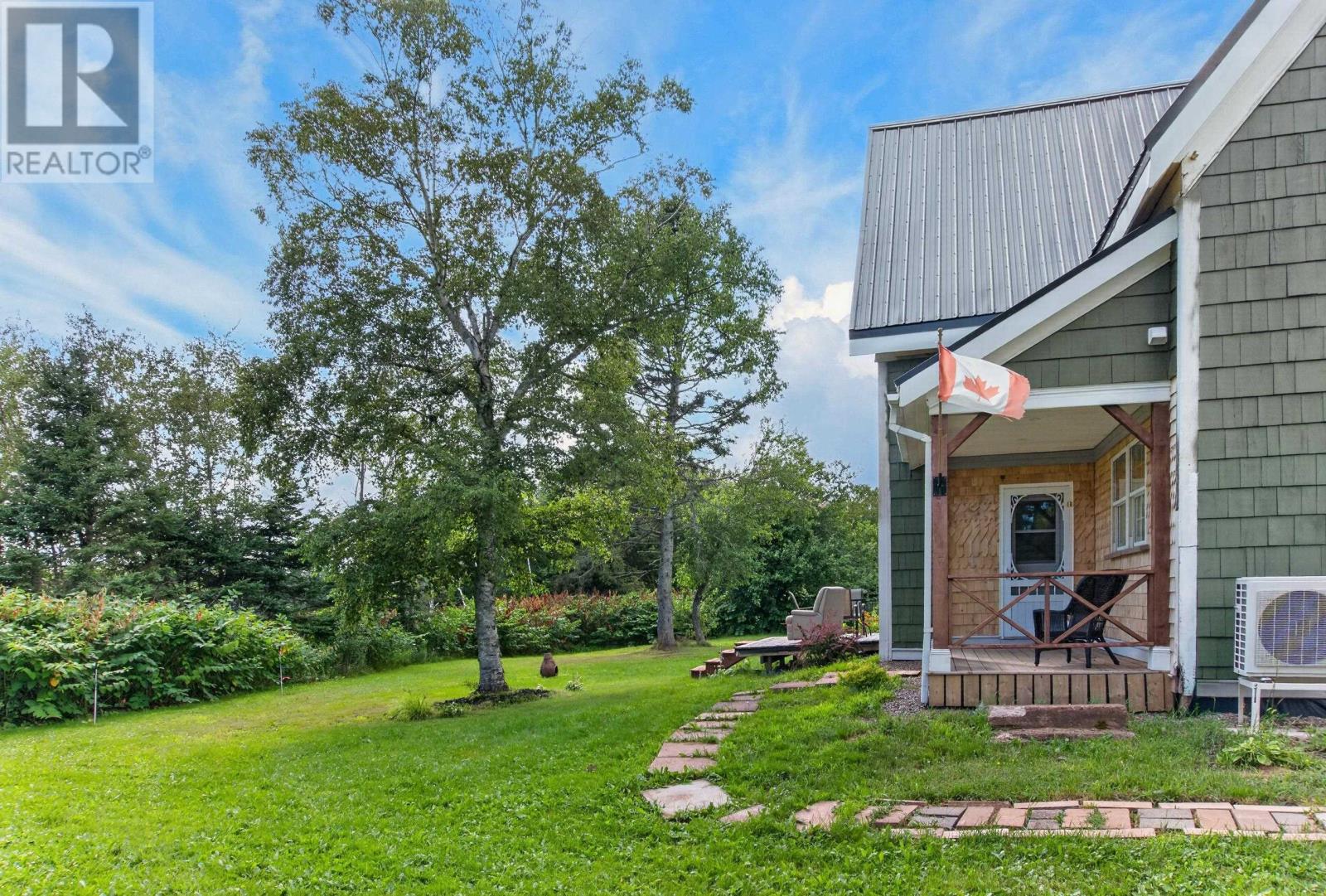 81 Pope Road, Summerside, Prince Edward Island  C1N 4C9 - Photo 4 - 202620678