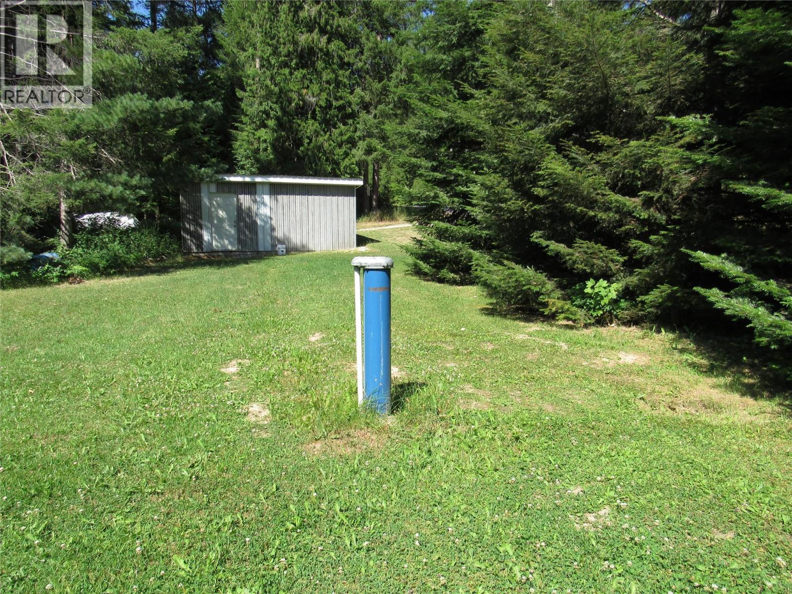2057 Loff Road, Castlegar, British Columbia  V1N 4N2 - Photo 18 - 10394720