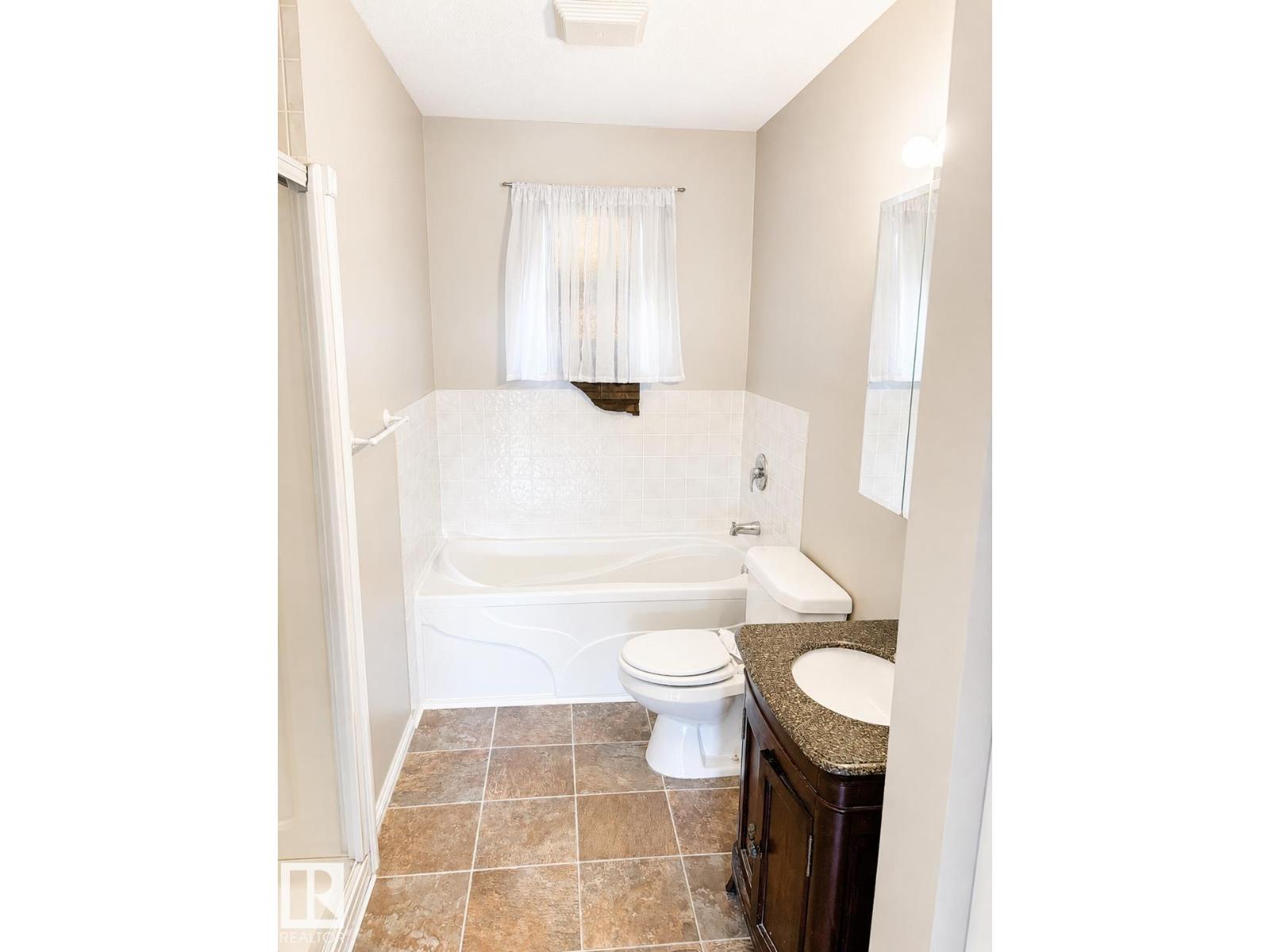 802 16 Av, Cold Lake, Alberta  T9M 1L2 - Photo 6 - E4503948