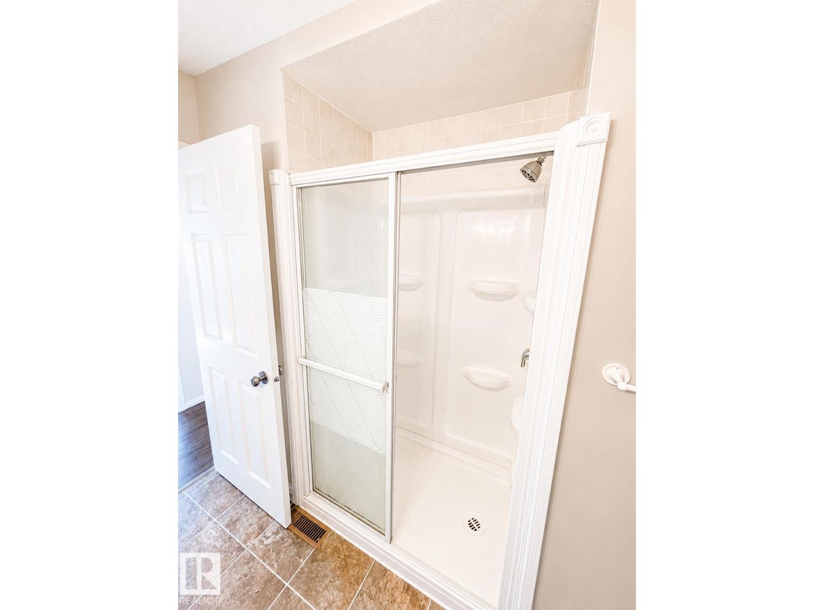 802 16 Av, Cold Lake, Alberta  T9M 1L2 - Photo 7 - E4503948