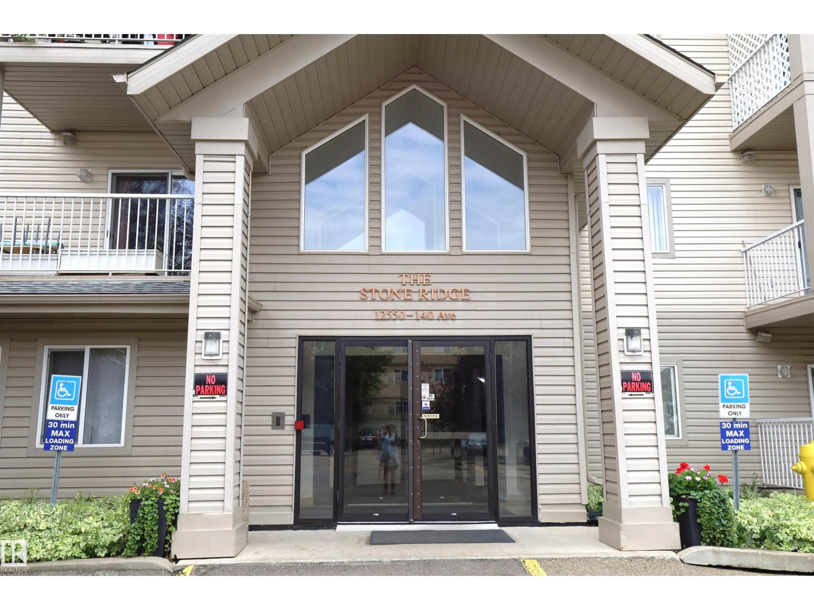 #415 12550 140 Av NW, Edmonton, Alberta T5X 6J4 - Photo 2 - E4503951