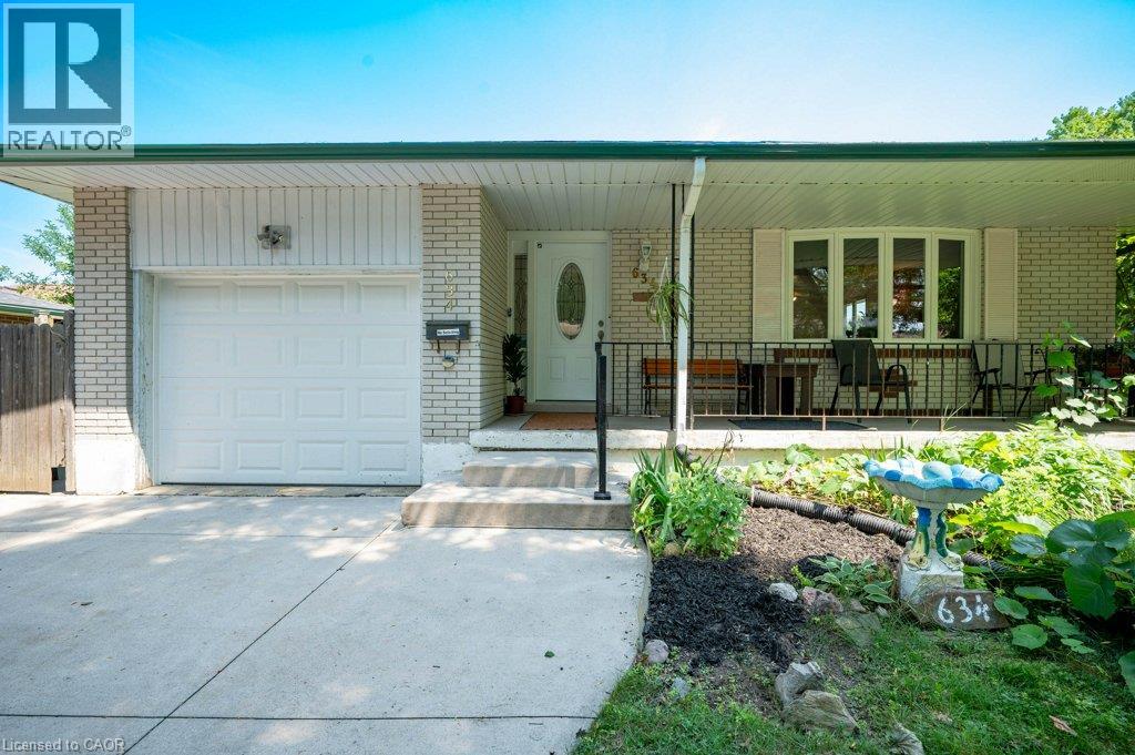 634 Cedargrove Place, Waterloo, Ontario  N2L 4Y9 - Photo 4 - 40855348