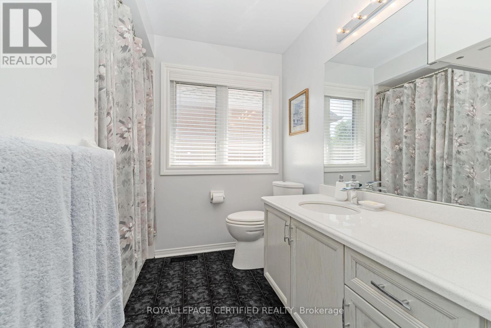 84 Softneedle Avenue, Brampton, Ontario  L6R 1L2 - Photo 27 - W13674616