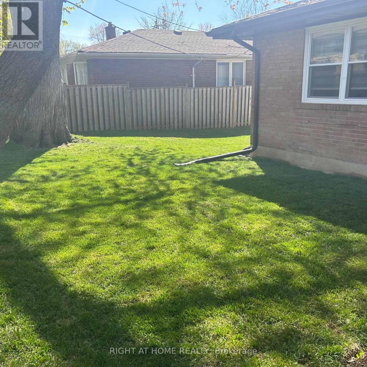 53 Gaiety Drive, Toronto, Ontario  M1H 1B9 - Photo 37 - E13541378