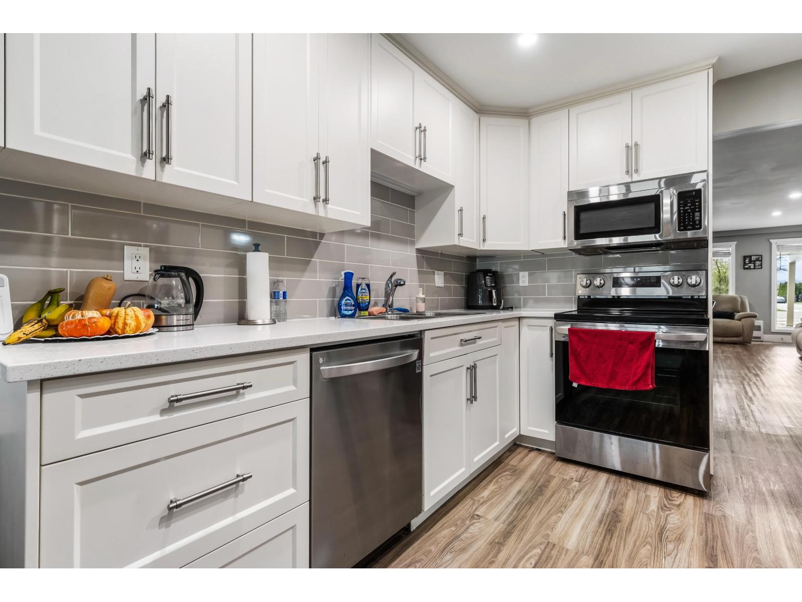 46479 Brooks Avenue, Chilliwack Proper South, Chilliwack, British Columbia  V2P 1C6 - Photo 3 - R3148421