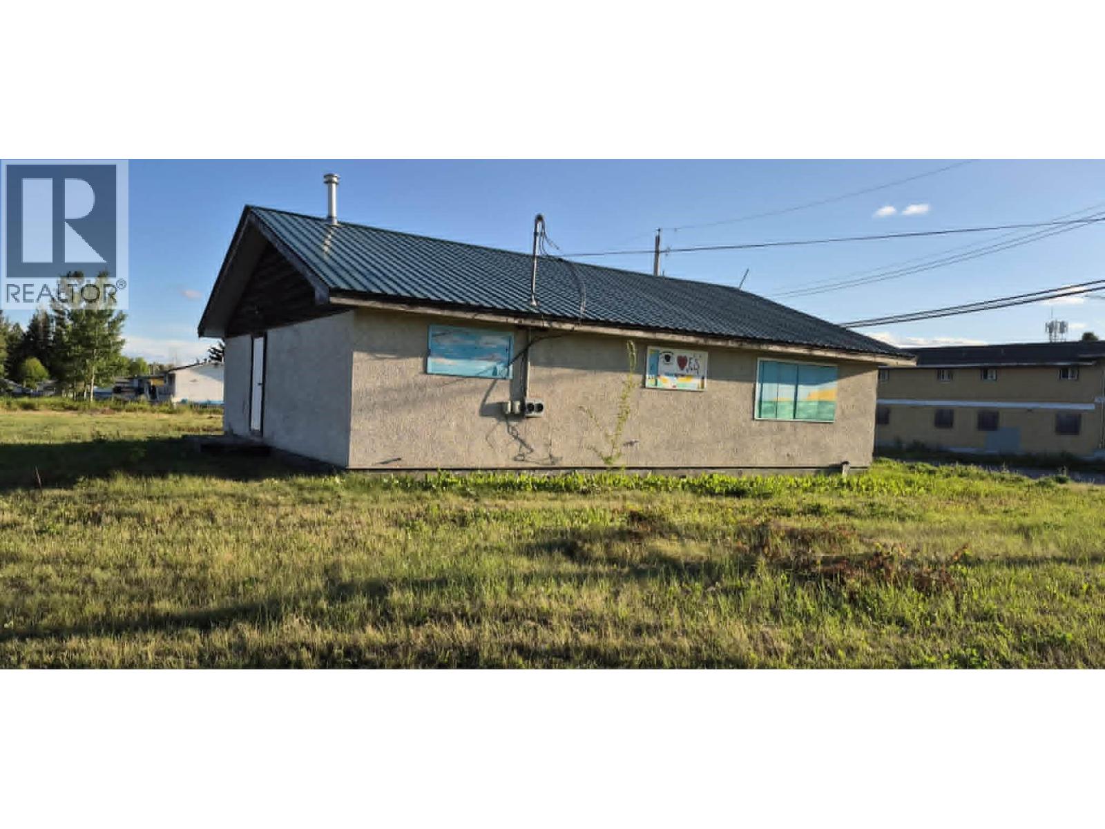 294 E 3rd Avenue, Fort St. James, British Columbia  V0J 1P0 - Photo 2 - C8081239