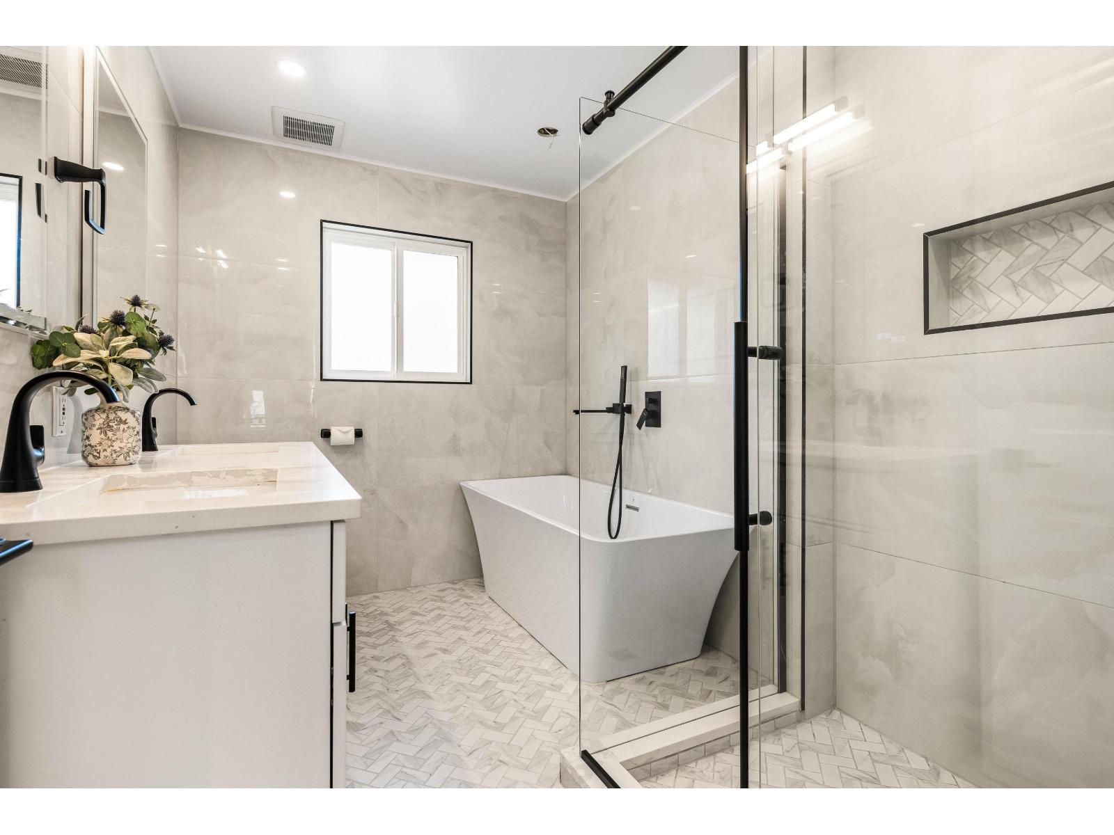 45617 Worthington Place, Sardis West Vedder, Chilliwack, British Columbia  V2R 1N6 - Photo 35 - R3135382
