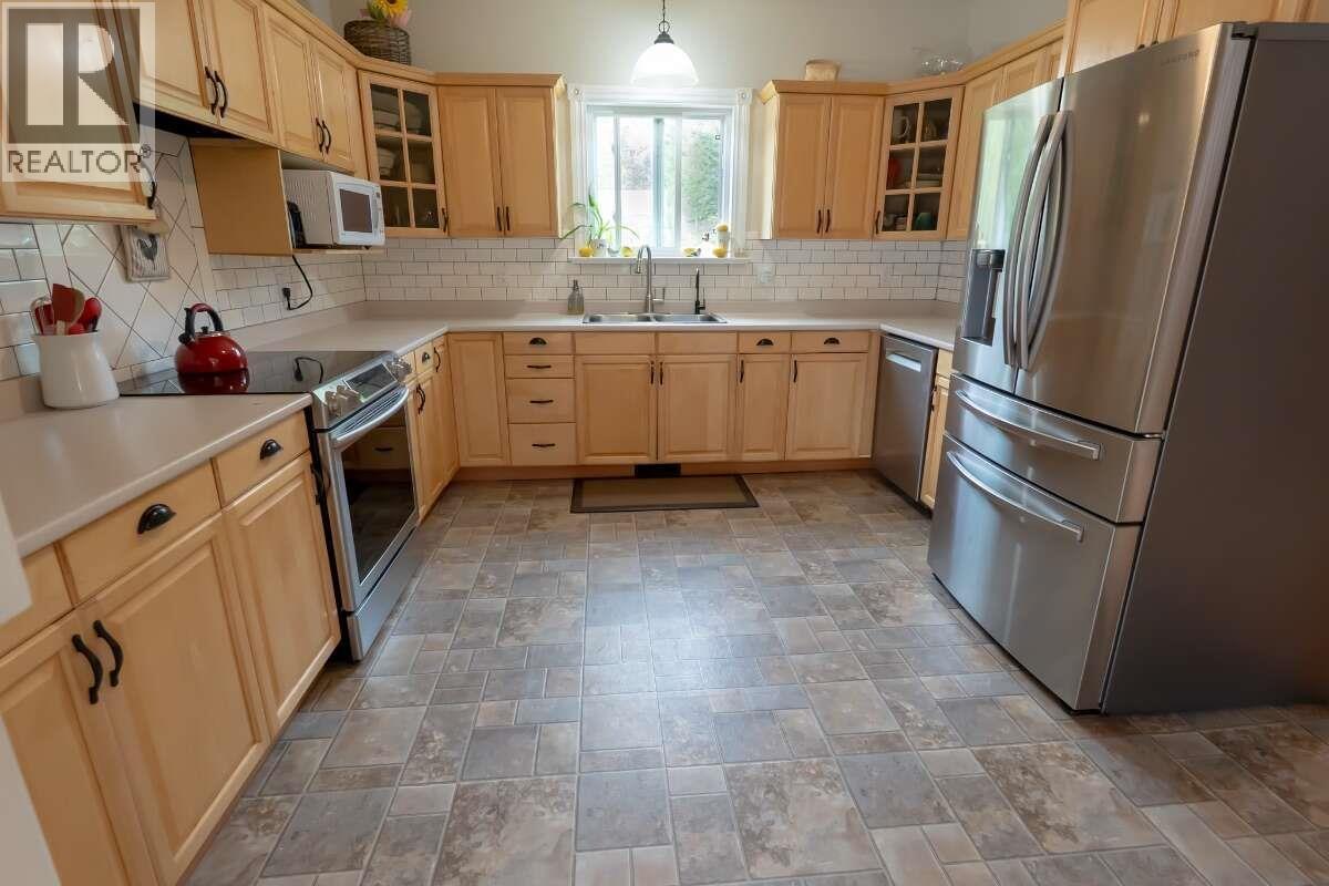 2814 Moose Road, Burns Lake, British Columbia  V0J 1E3 - Photo 22 - R3156016