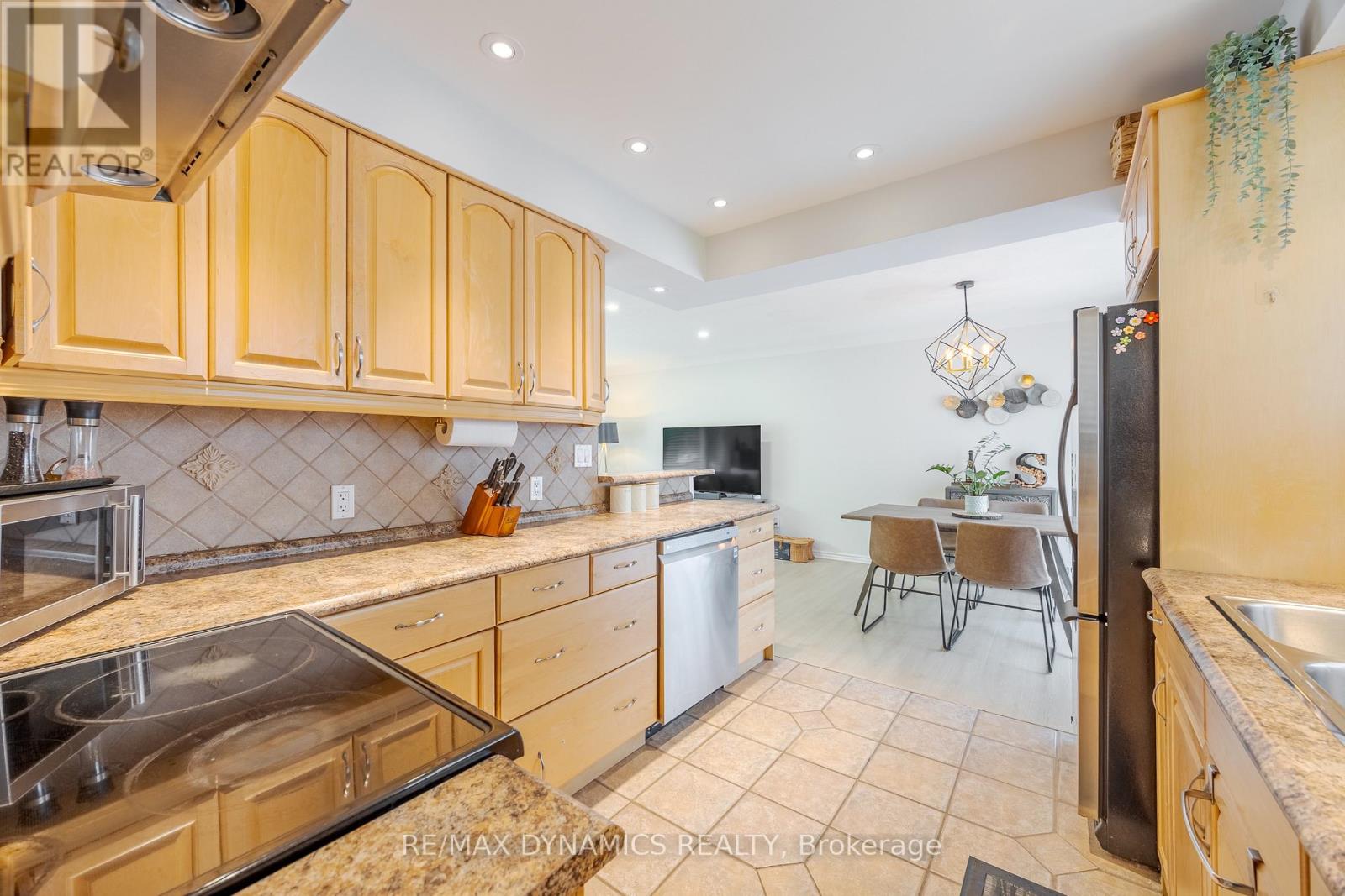 87 Rochelle Drive, St. Catharines, Ontario L2M 6Y7 - Photo 15 - X13678274