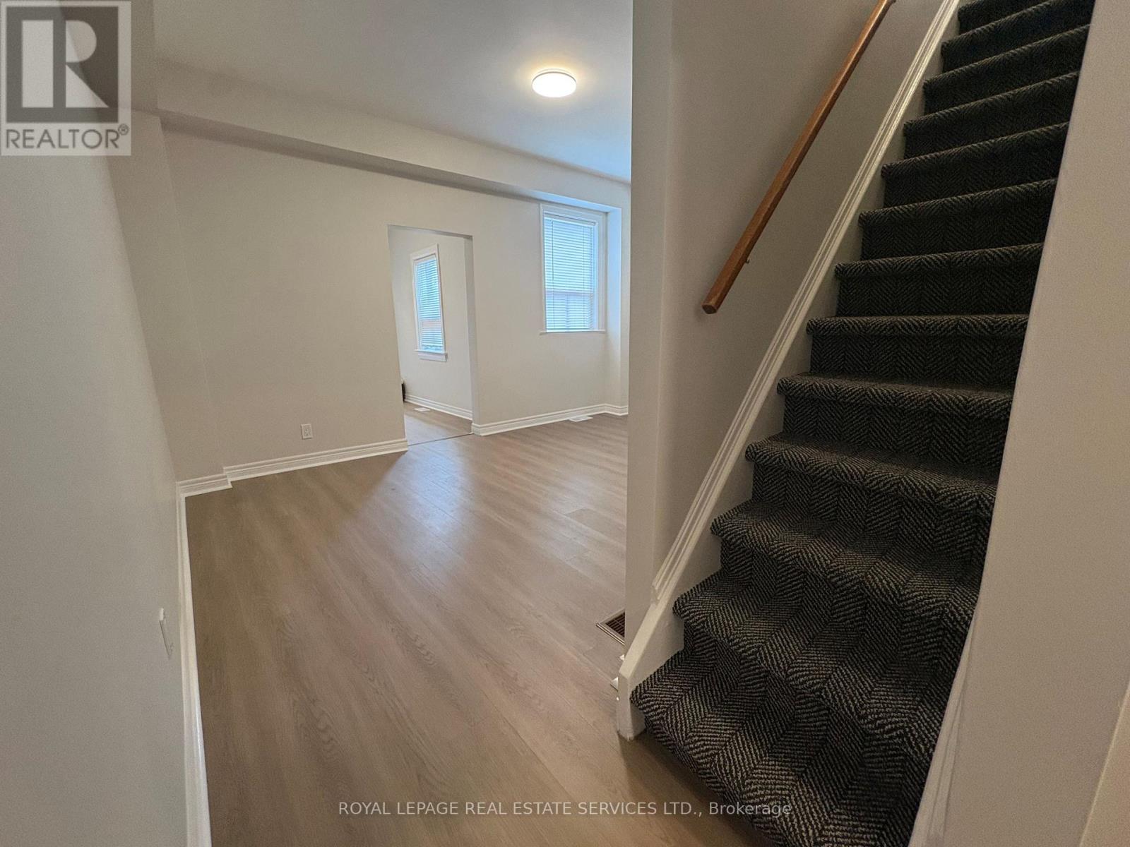 5 Henderson Avenue, Toronto, Ontario  M6J 2B6 - Photo 5 - C13678268