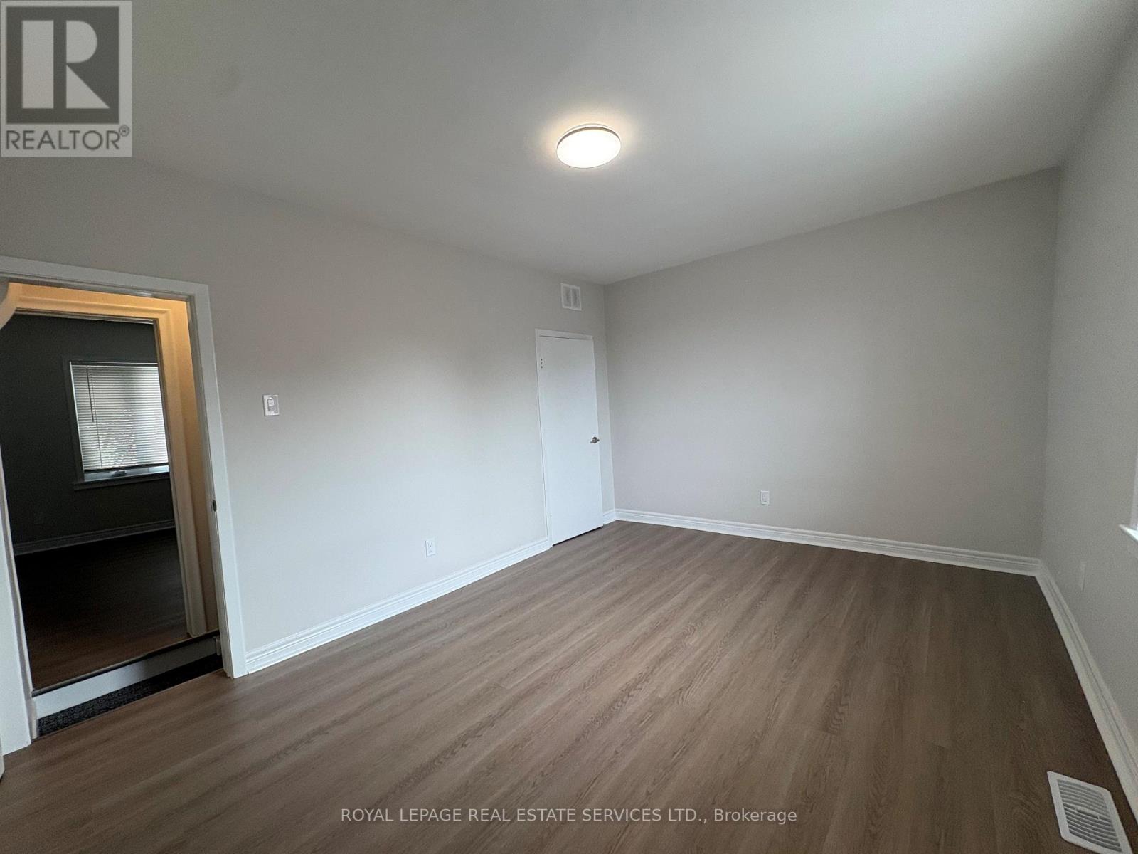 5 Henderson Avenue, Toronto, Ontario  M6J 2B6 - Photo 9 - C13678268