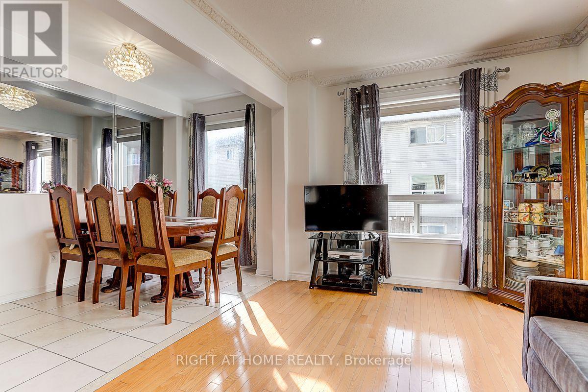 16 Pat Brook Terrace, Toronto, Ontario  M1P 5G6 - Photo 17 - E13678258