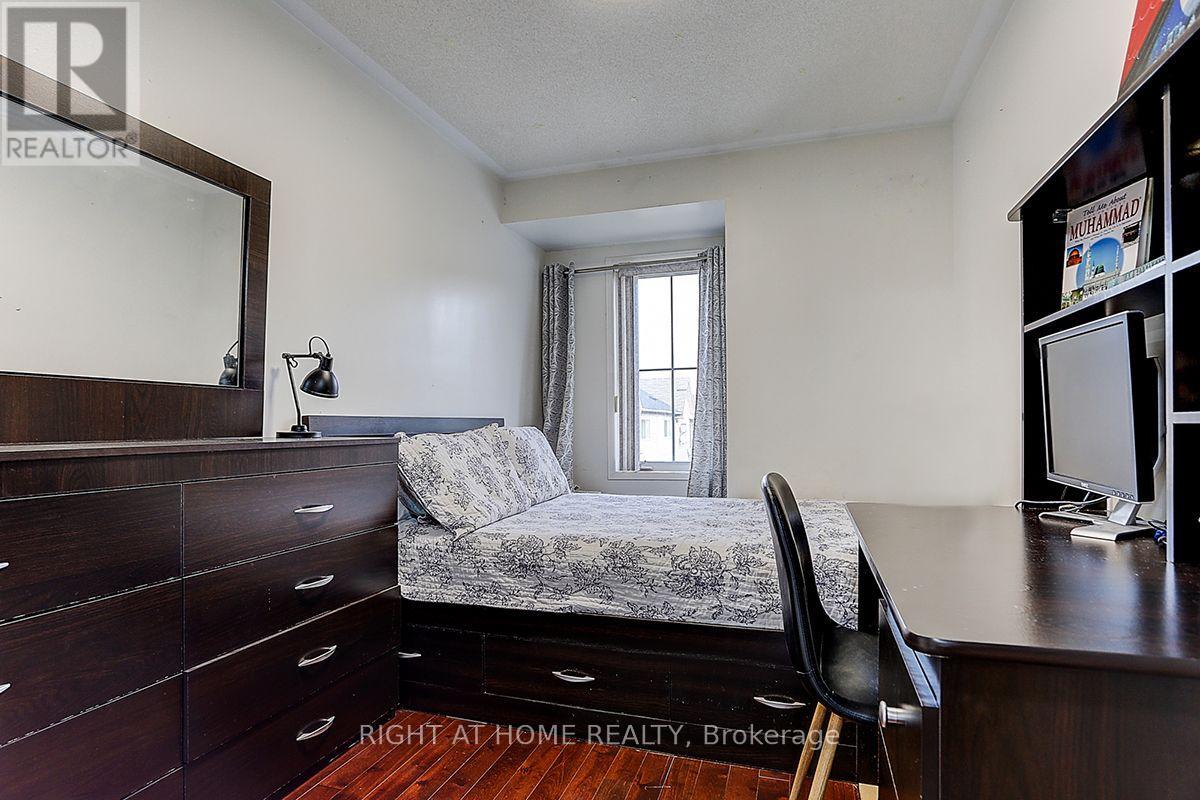 16 Pat Brook Terrace, Toronto, Ontario  M1P 5G6 - Photo 29 - E13678258