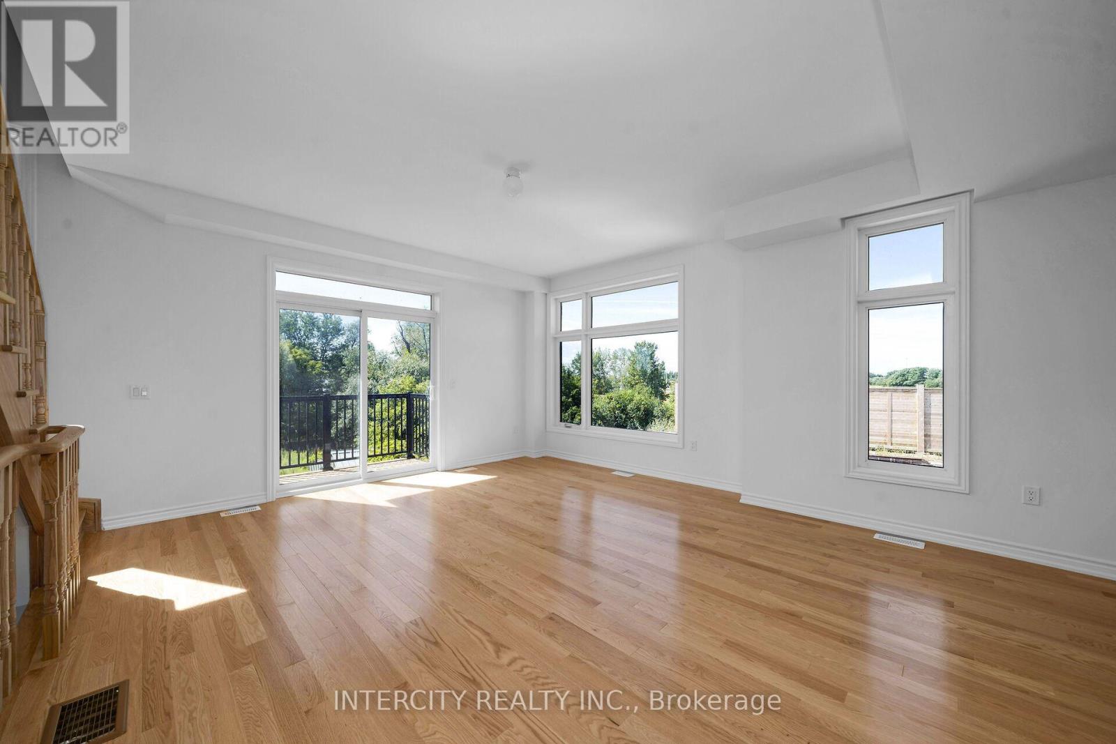 99 Divadale Road, Vaughan, Ontario  L4H 5J3 - Photo 10 - N13678240