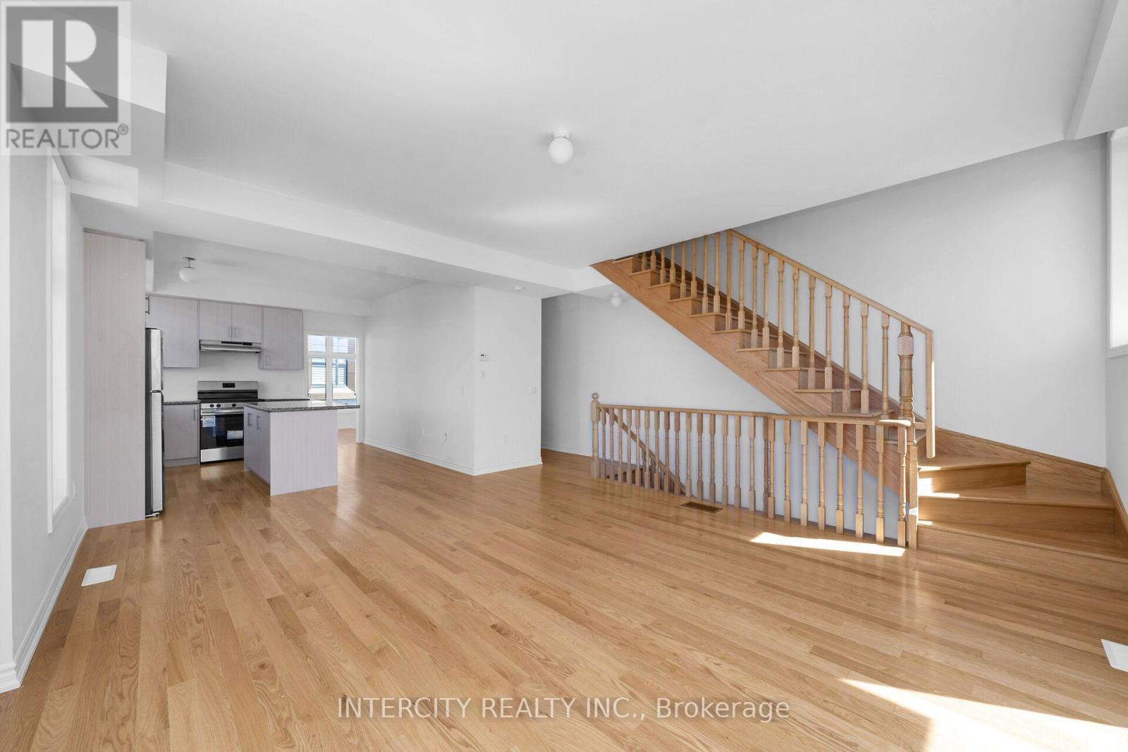 99 Divadale Road, Vaughan, Ontario  L4H 5J3 - Photo 11 - N13678240