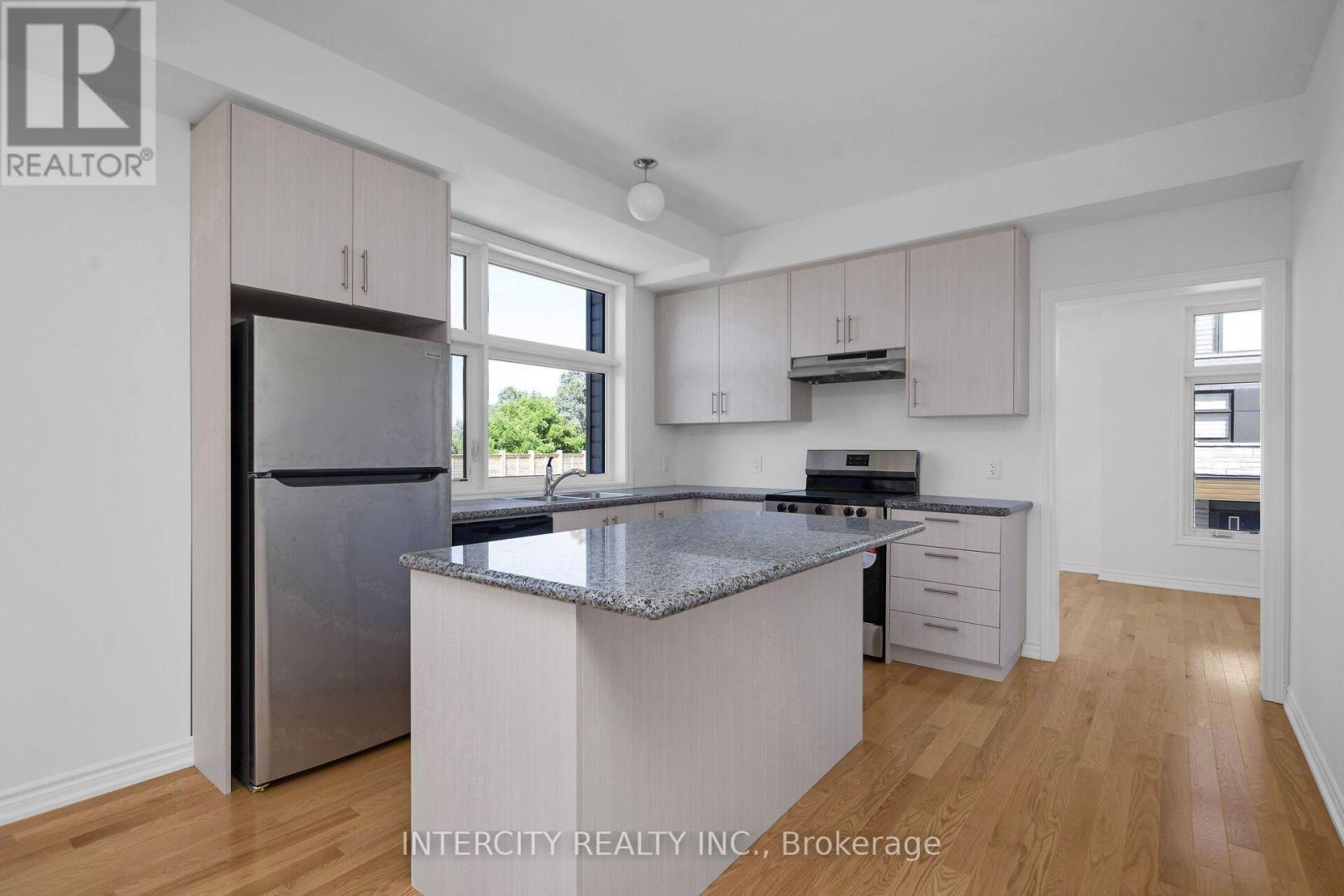 99 Divadale Road, Vaughan, Ontario  L4H 5J3 - Photo 12 - N13678240