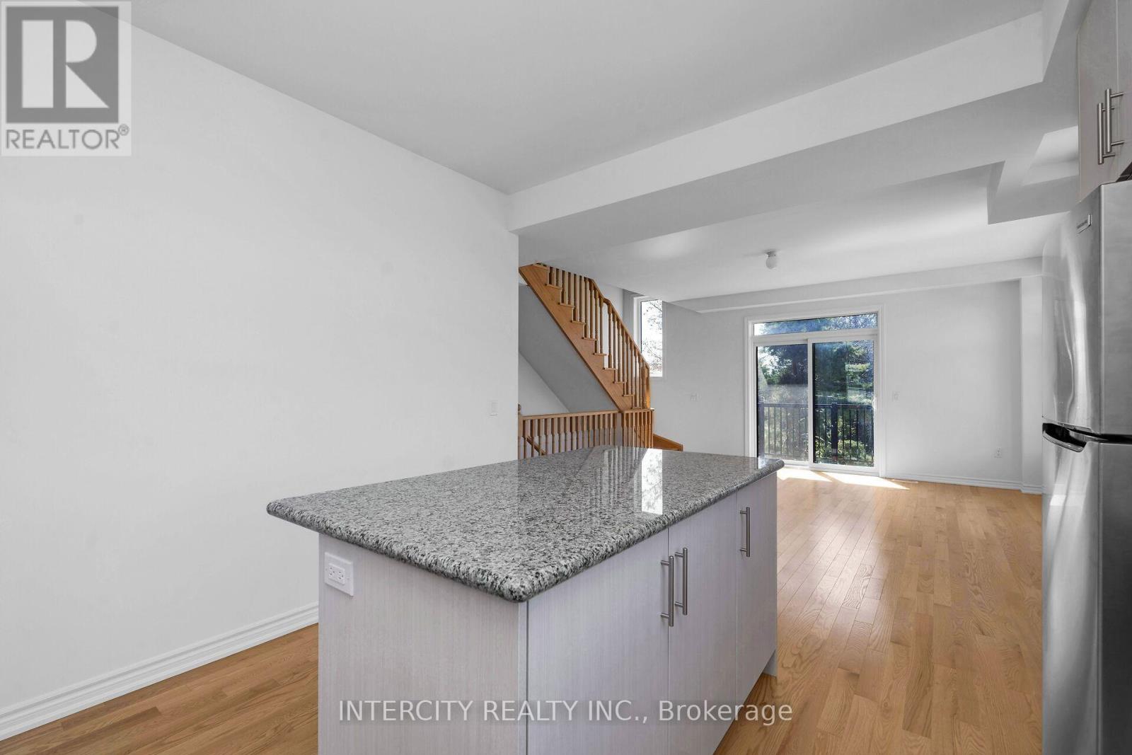 99 Divadale Road, Vaughan, Ontario  L4H 5J3 - Photo 14 - N13678240