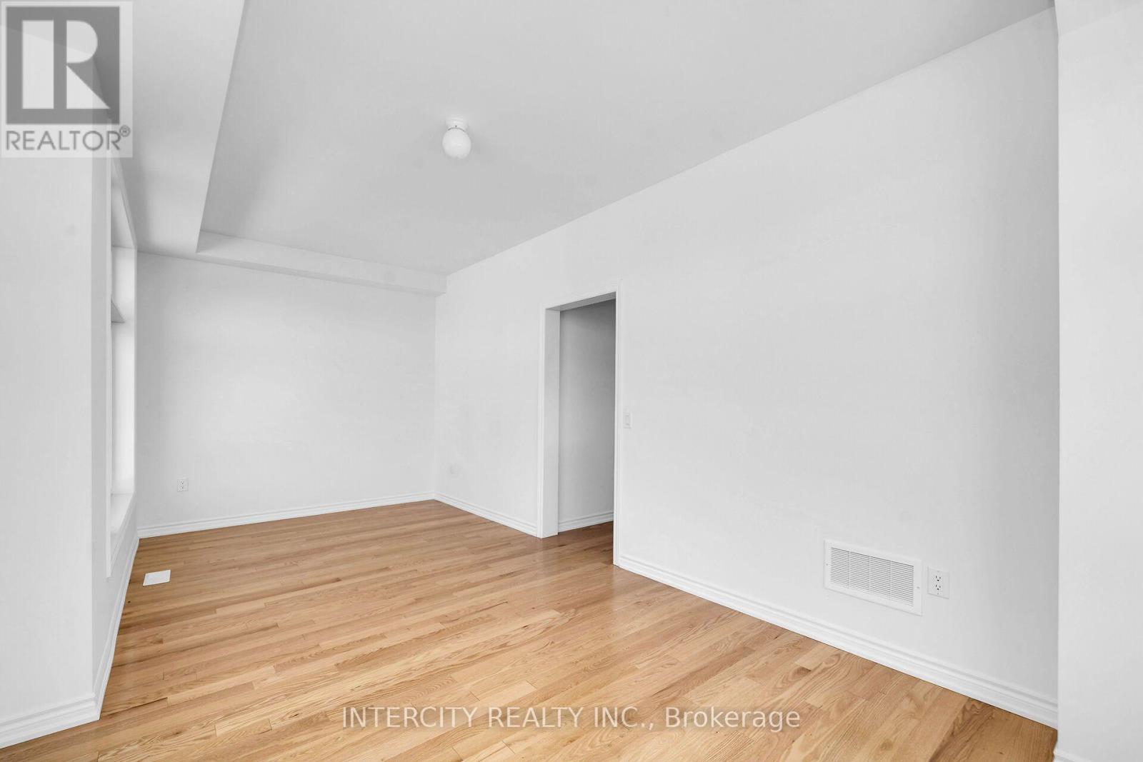 99 Divadale Road, Vaughan, Ontario  L4H 5J3 - Photo 17 - N13678240