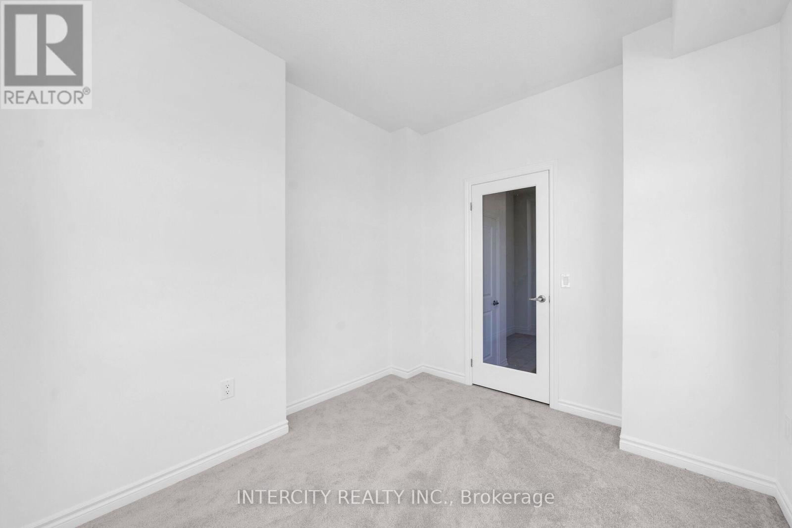 99 Divadale Road, Vaughan, Ontario  L4H 5J3 - Photo 9 - N13678240