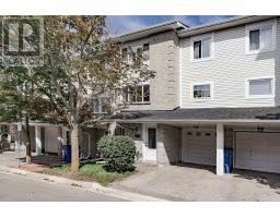 94 WILLIAM CURTIS CIRCLE, Newmarket, Ontario
