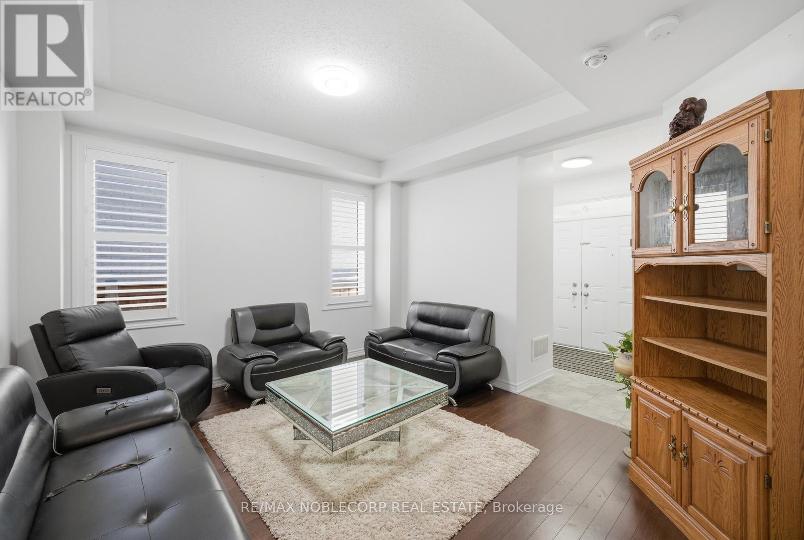 15 Gould Crescent, New Tecumseth (Beeton), Ontario  L0G 1A0 - Photo 12 - N13678256