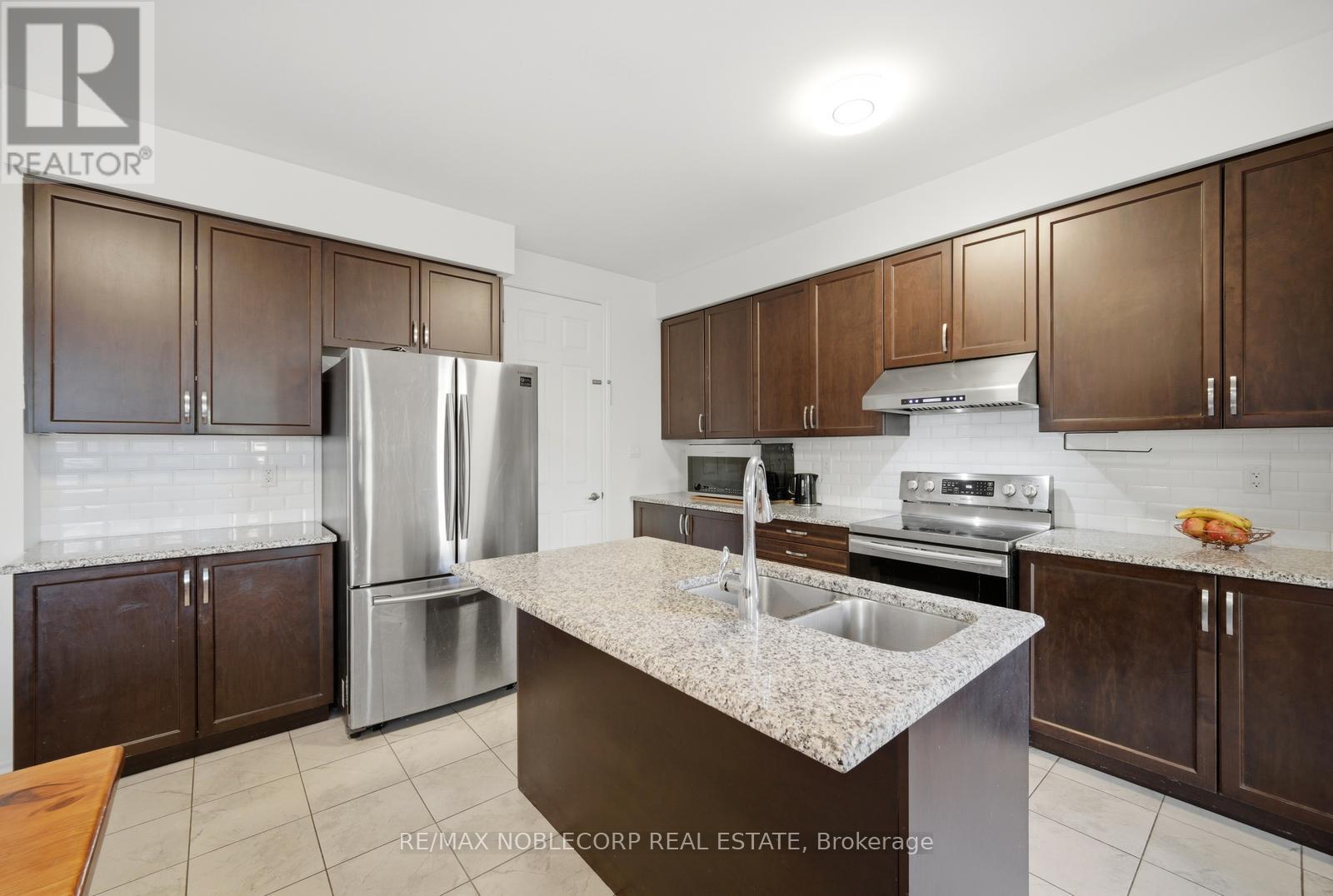 15 Gould Crescent, New Tecumseth (Beeton), Ontario  L0G 1A0 - Photo 16 - N13678256