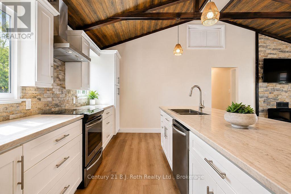 74 Bass Line, Oro-Medonte (Prices Corners), Ontario  L3V 0J9 - Photo 13 - S13678276