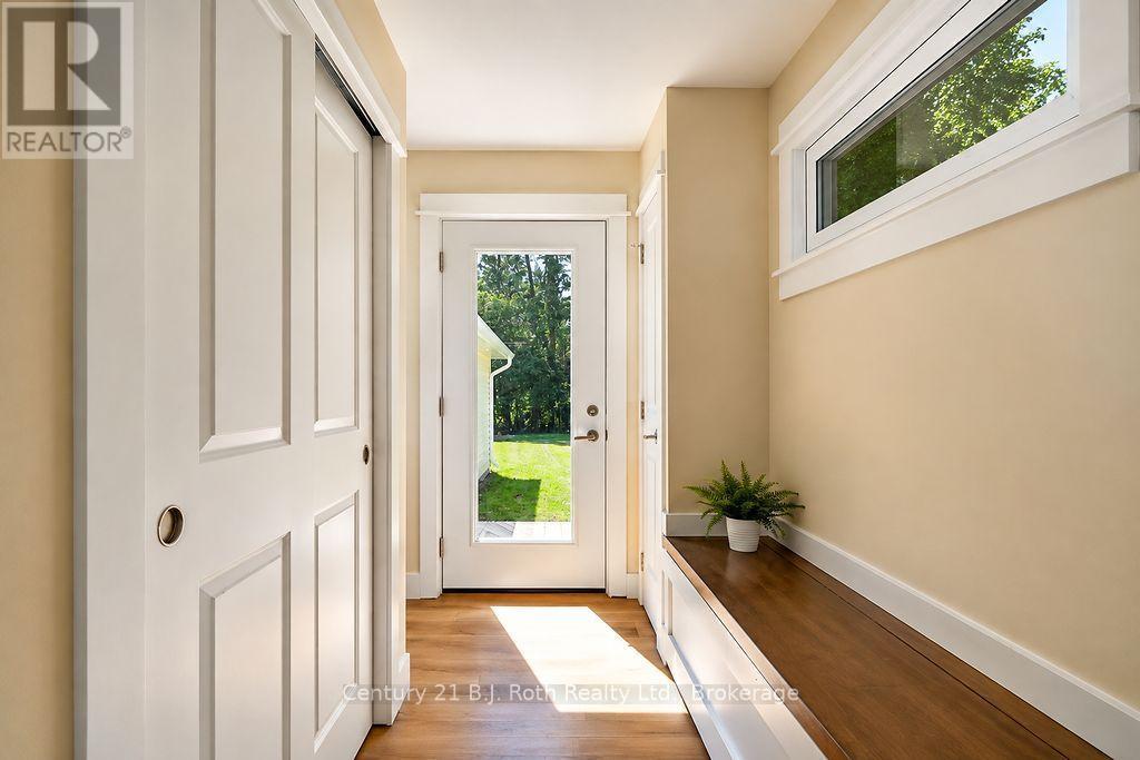 74 Bass Line, Oro-Medonte (Prices Corners), Ontario  L3V 0J9 - Photo 4 - S13678276