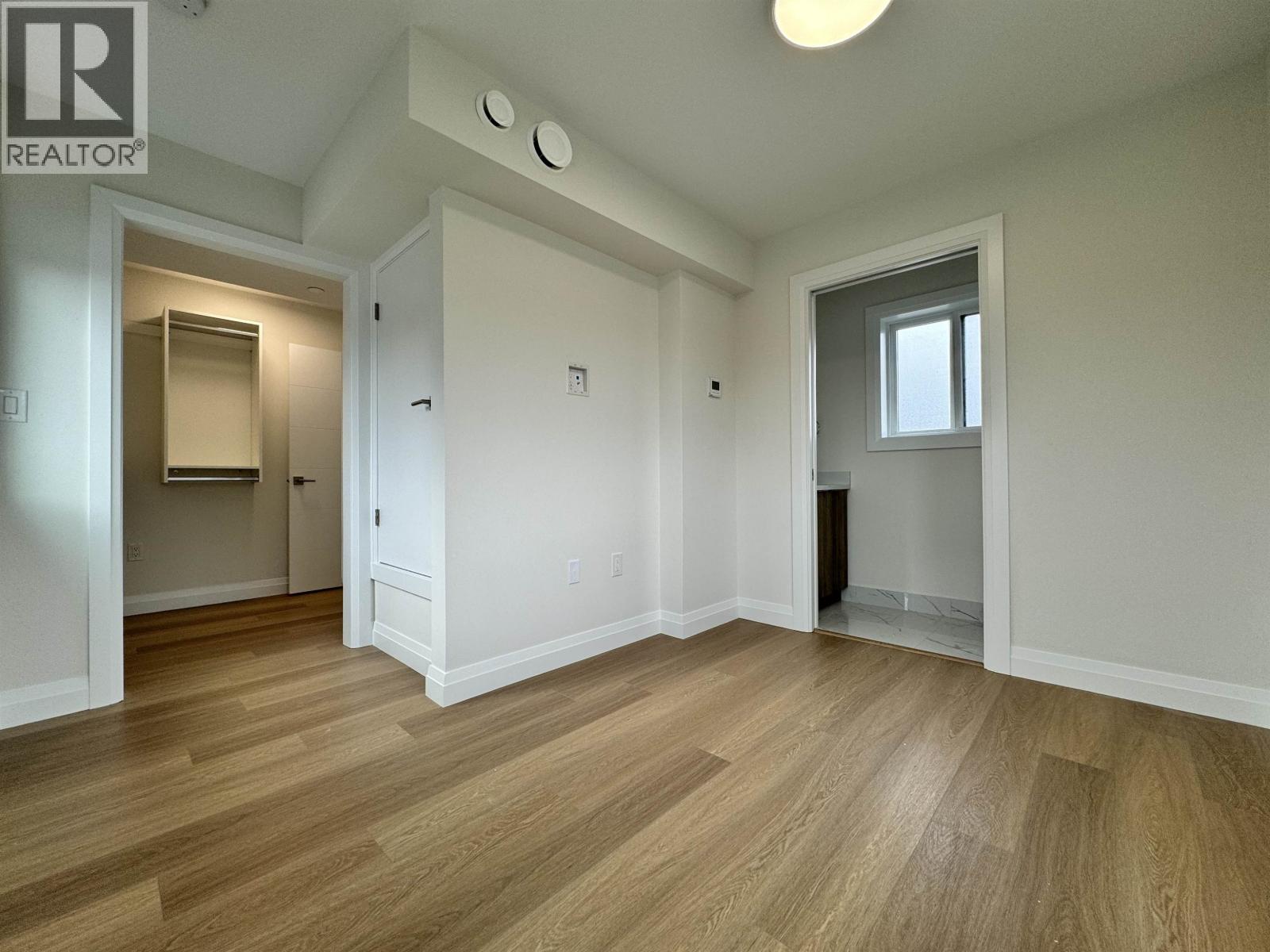 3830 Kootenay Street, Vancouver, British Columbia  V5R 0B5 - Photo 10 - R3155987