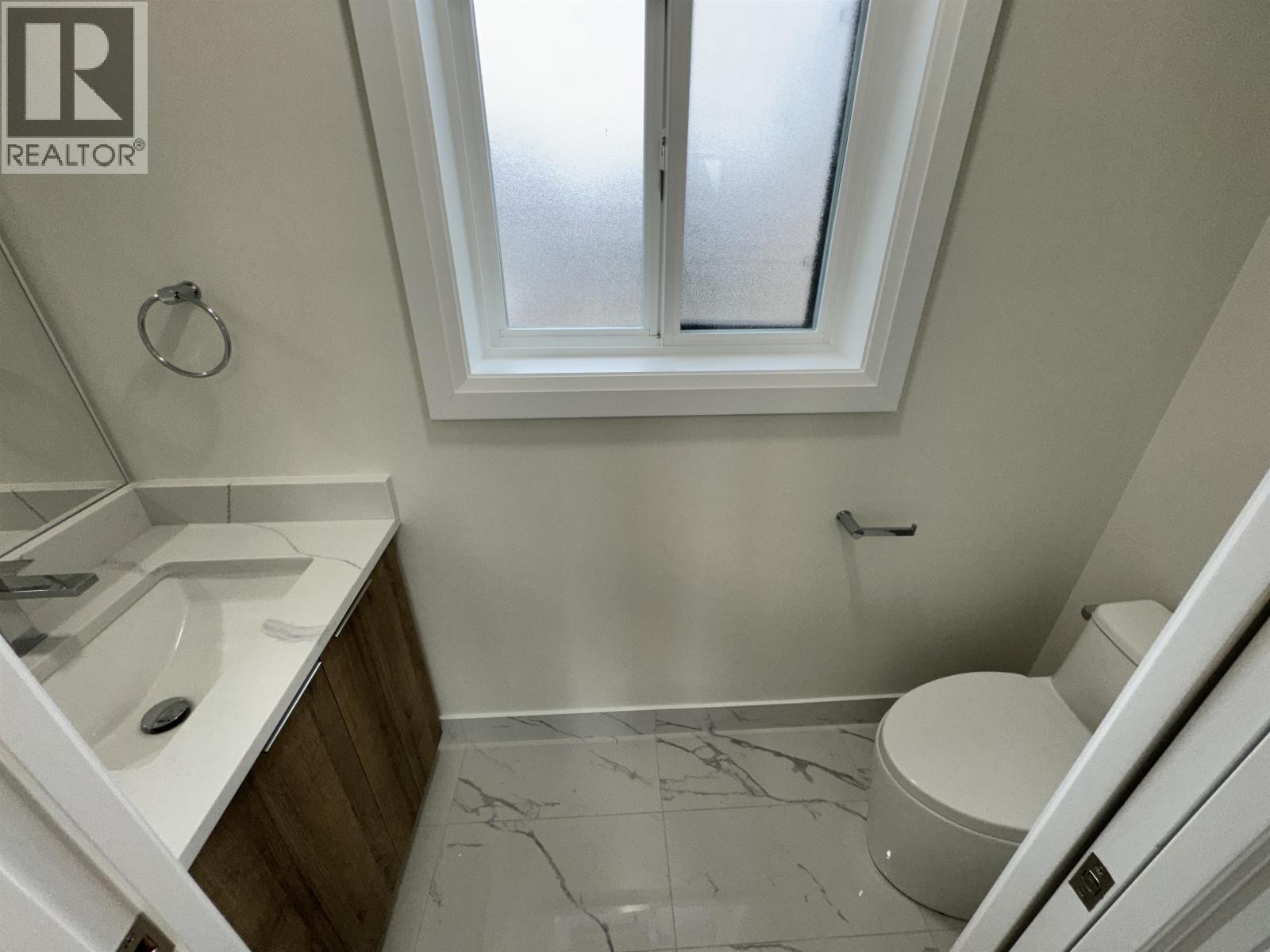 3830 Kootenay Street, Vancouver, British Columbia  V5R 0B5 - Photo 12 - R3155987