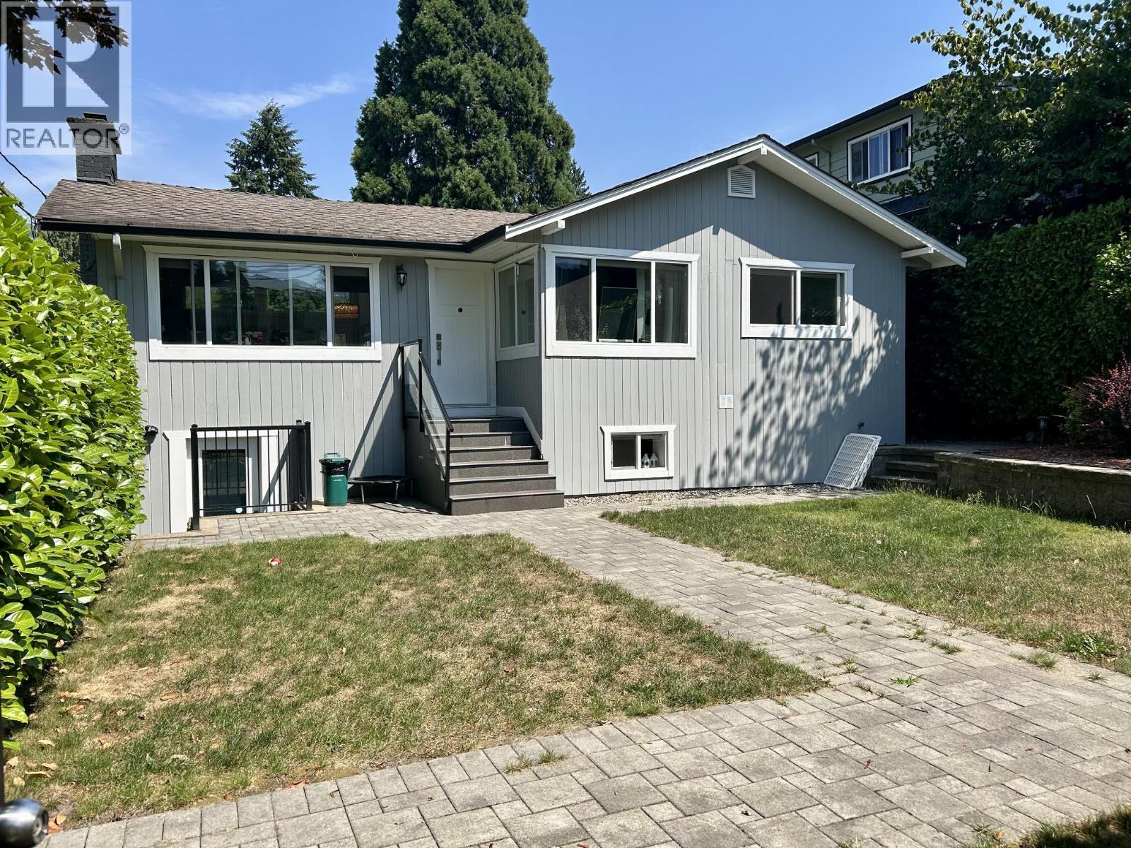 Upper 1015 Jefferson Avenue, West Vancouver, British Columbia  V7T 2A6 - Photo 12 - R3156002