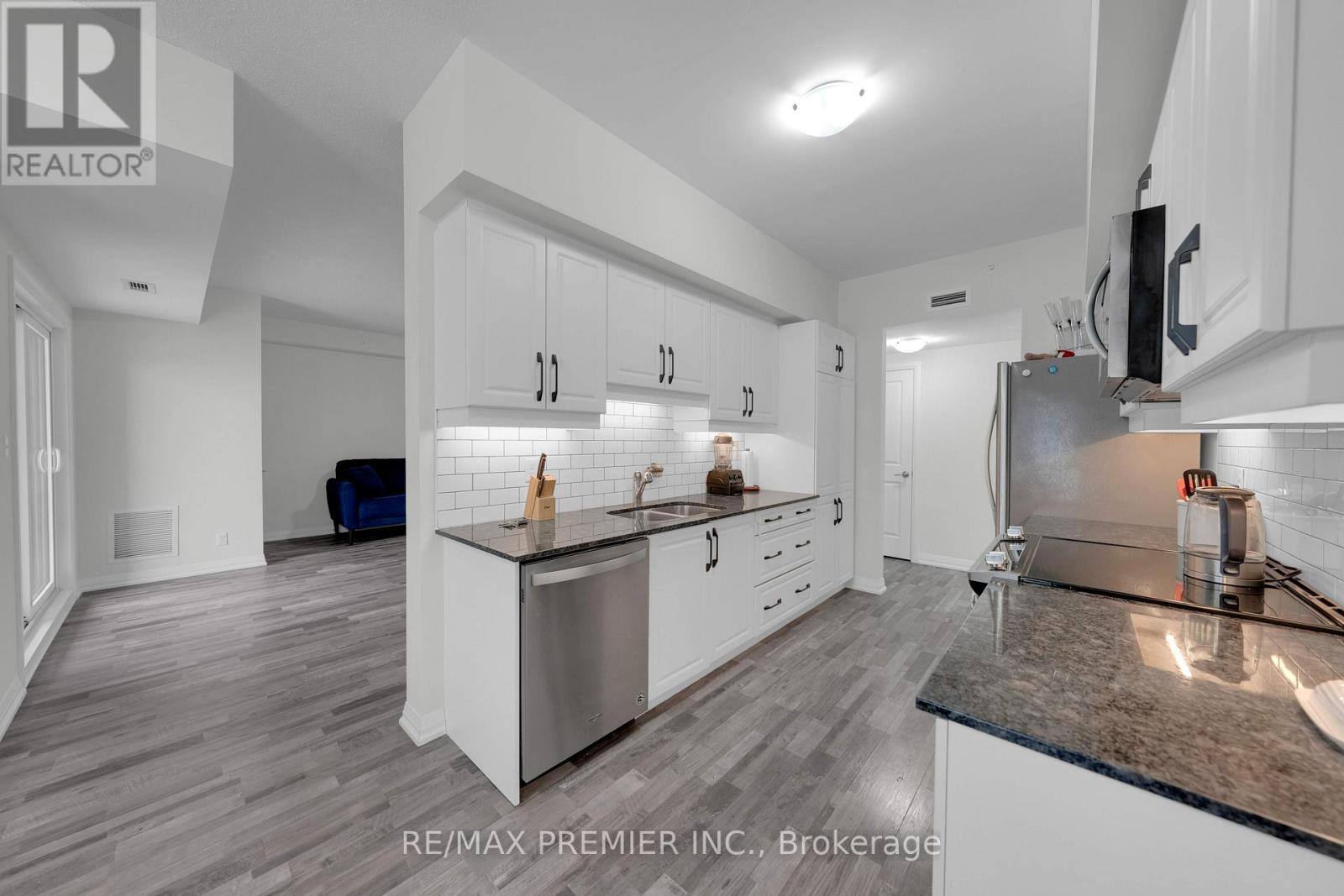 417 - 54 Koda Street, Barrie, Ontario L9J 0J6 - Photo 8 - S13678266