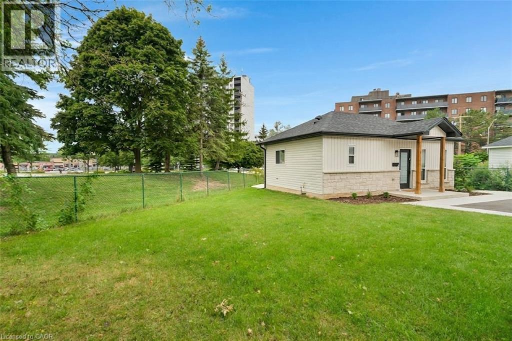 67 Kimberly Crescent Unit# Upper, Kitchener, Ontario  N2E 1C8 - Photo 33 - 40854077