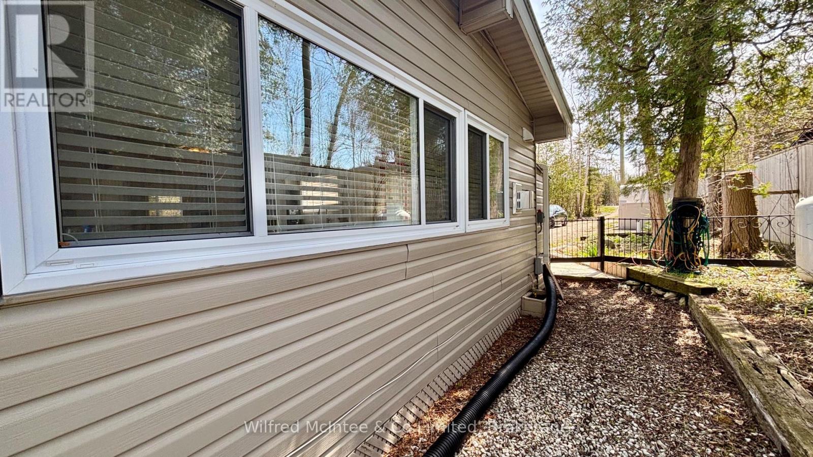 537 Bruce Road 13 Road, Native Leased Lands, Ontario  N0H 2L0 - Photo 38 - X13678296