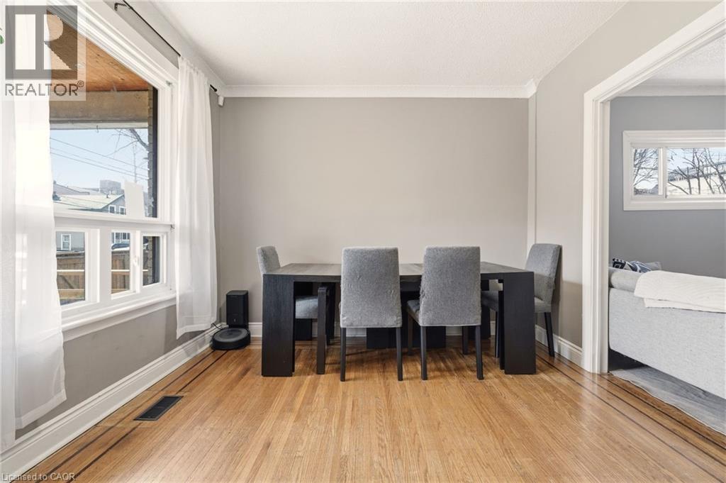 35 Dundas Street, Dundas, Ontario  L8H 1A1 - Photo 5 - 40841838