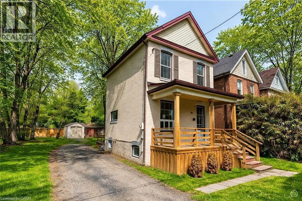 35 Dundas Street