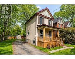35 DUNDAS Street, Dundas, Ontario