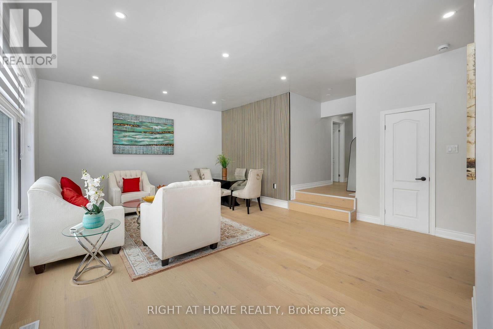 53 Gaiety Drive, Toronto, Ontario  M1H 1B9 - Photo 5 - E13541378