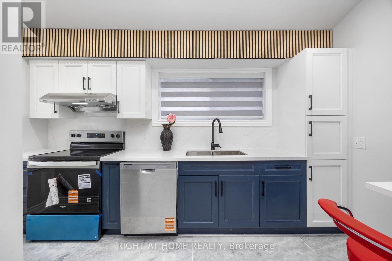 53 Gaiety Drive, Toronto, Ontario  M1H 1B9 - Photo 8 - E13541378