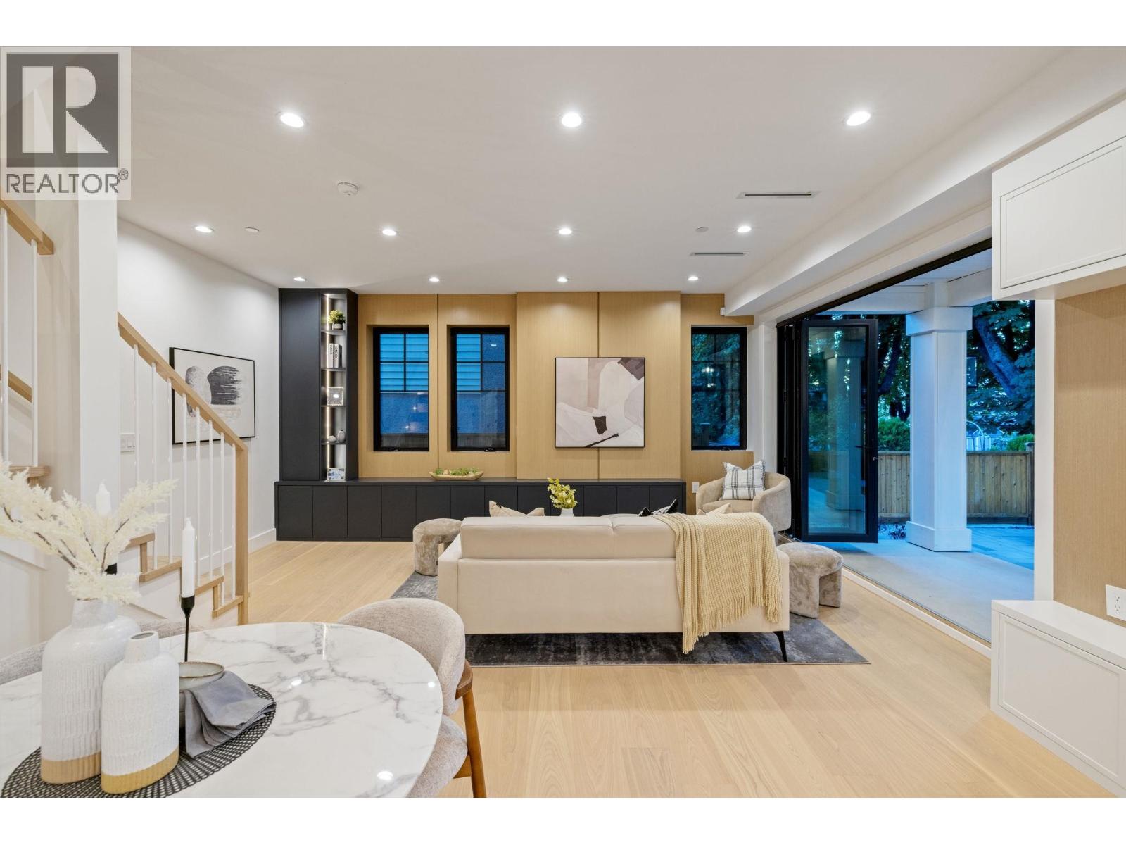 588 E 10th Avenue, Vancouver, British Columbia  V5T 2A4 - Photo 18 - R3155499