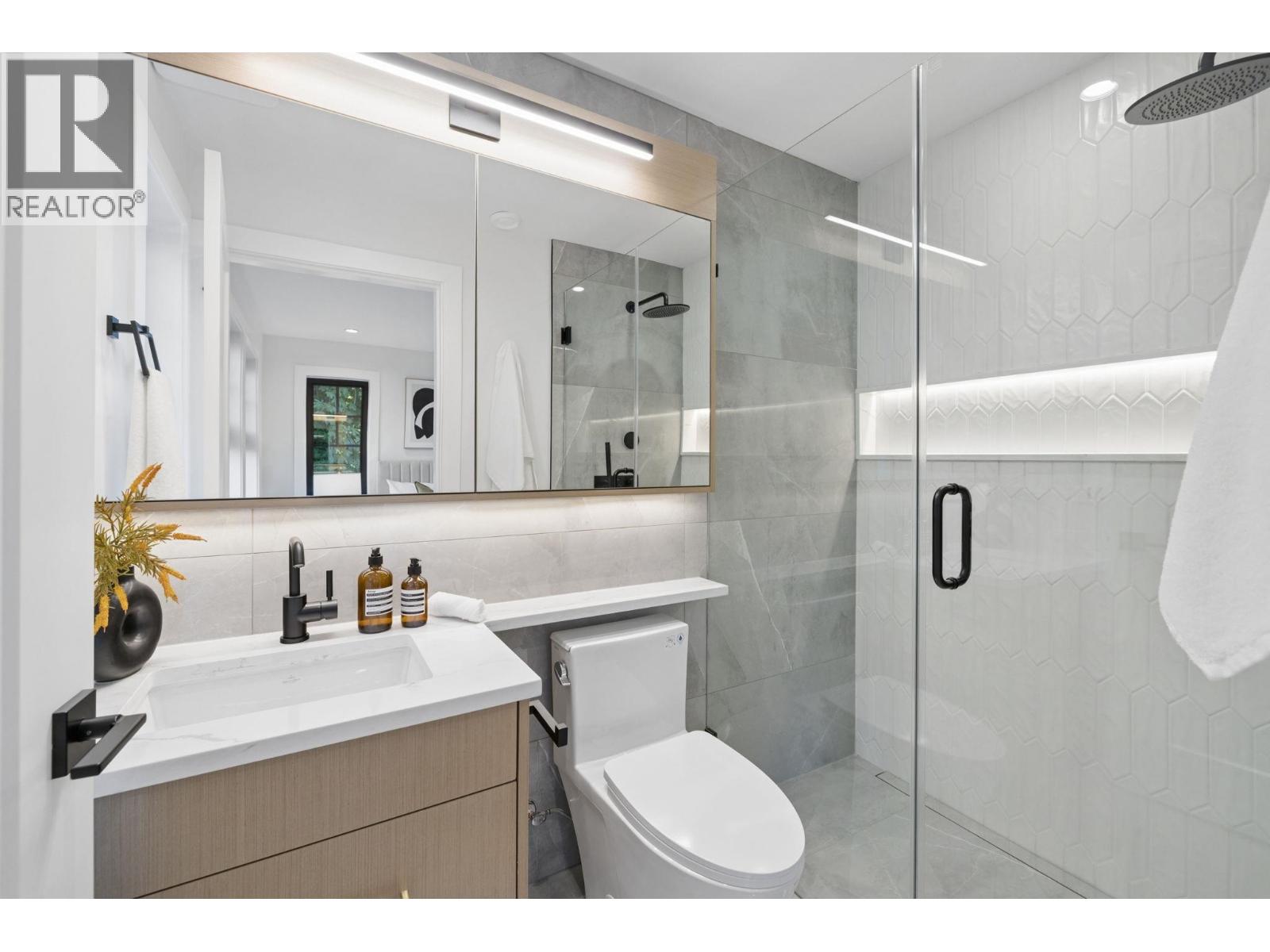 588 E 10th Avenue, Vancouver, British Columbia  V5T 2A4 - Photo 21 - R3155499
