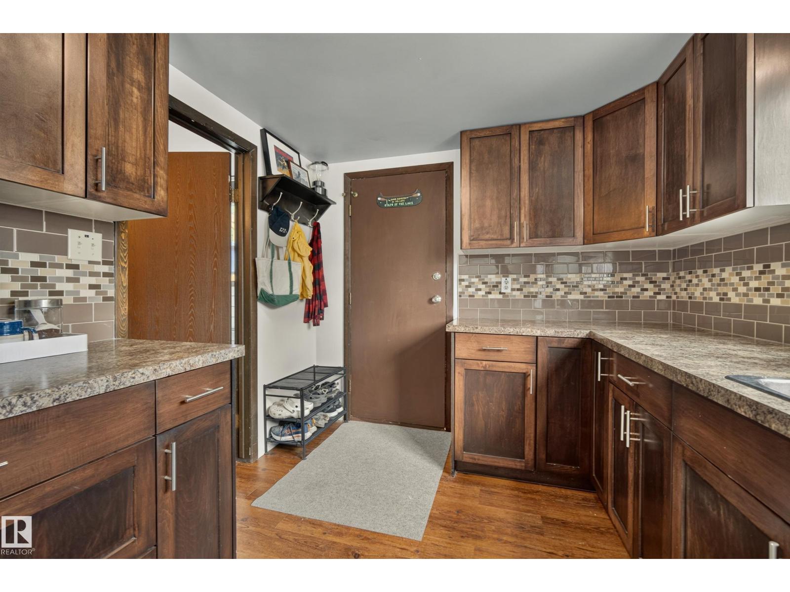 264 Beach Av, Rural Barrhead County, Alberta  T0E 1V0 - Photo 33 - E4503959
